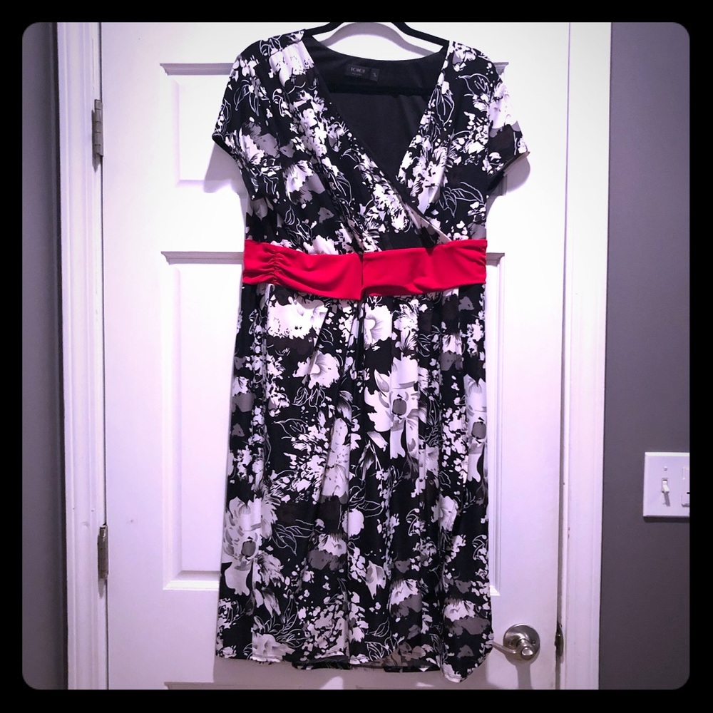 Igigi Black/White Print Red Belted Fit/Flare 14/16